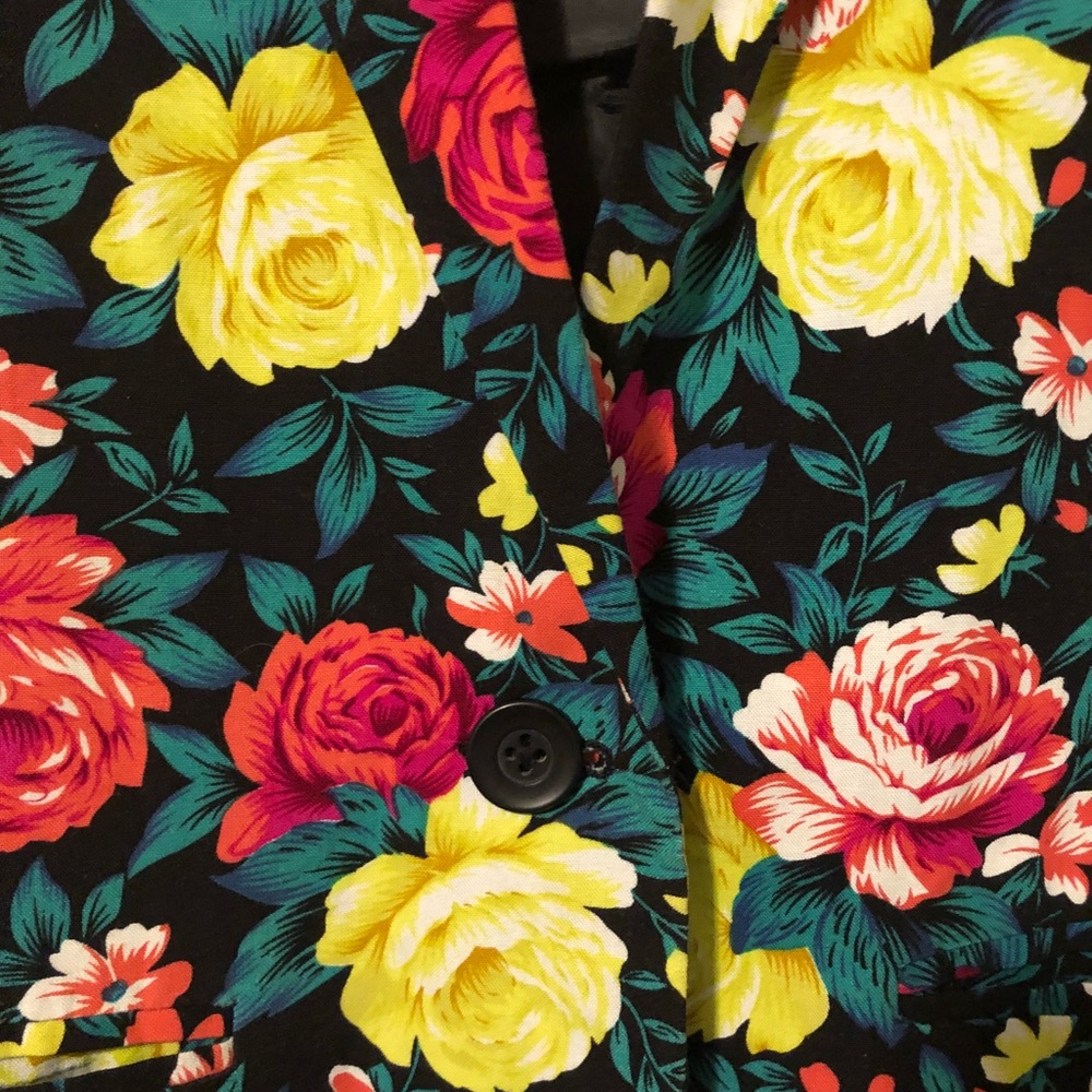 Floral Urban Outfitters Blazer